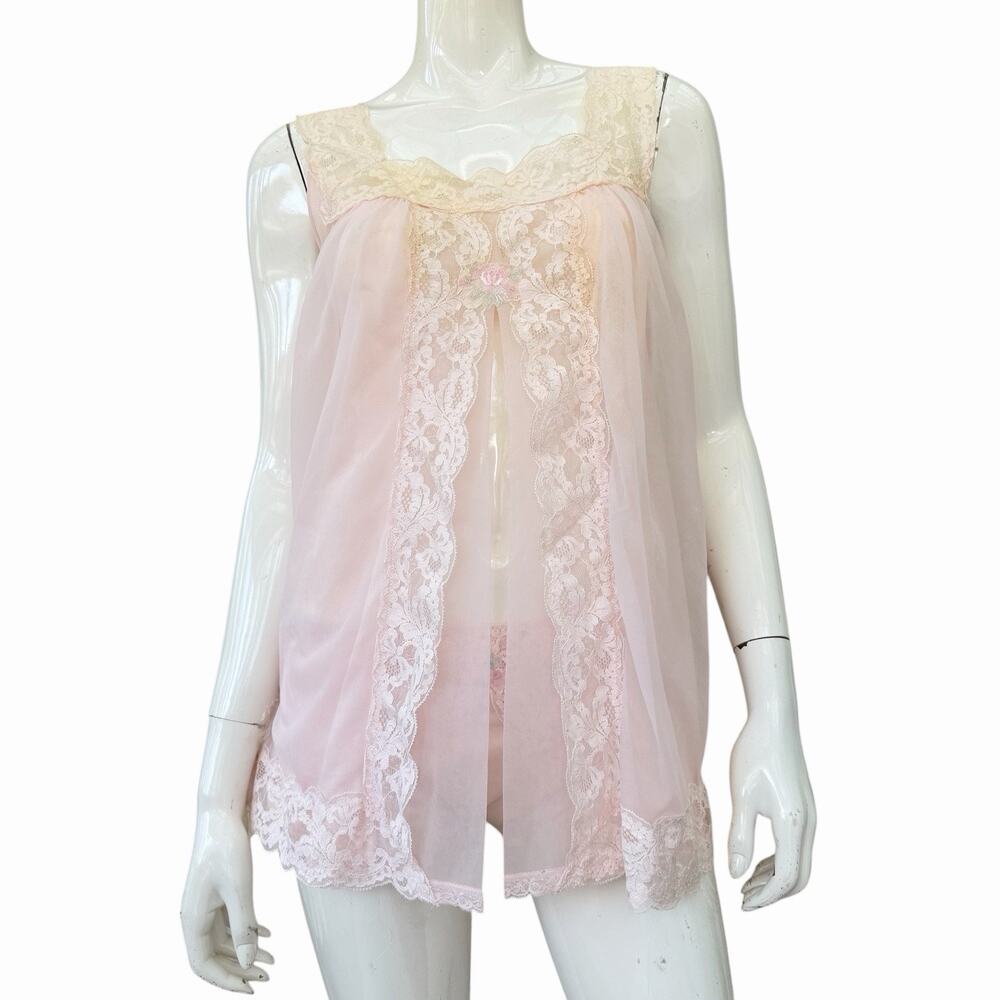 Vintage 1960’s Pink Lingerie Set, Babydoll, Small